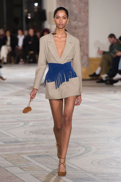 Look 52